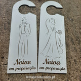Noiva e Noivo em Preparação - modelo 5