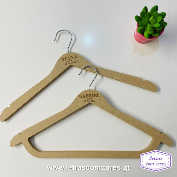 Cruzetas com 1 Nome - 021 (Natural MDF com Nome e Data)