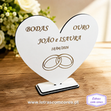 Coração pousar com Alianças